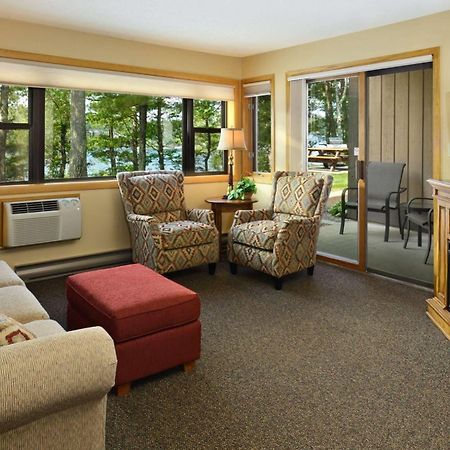 The Pointe Hotel And Suites Minocqua Kültér fotó