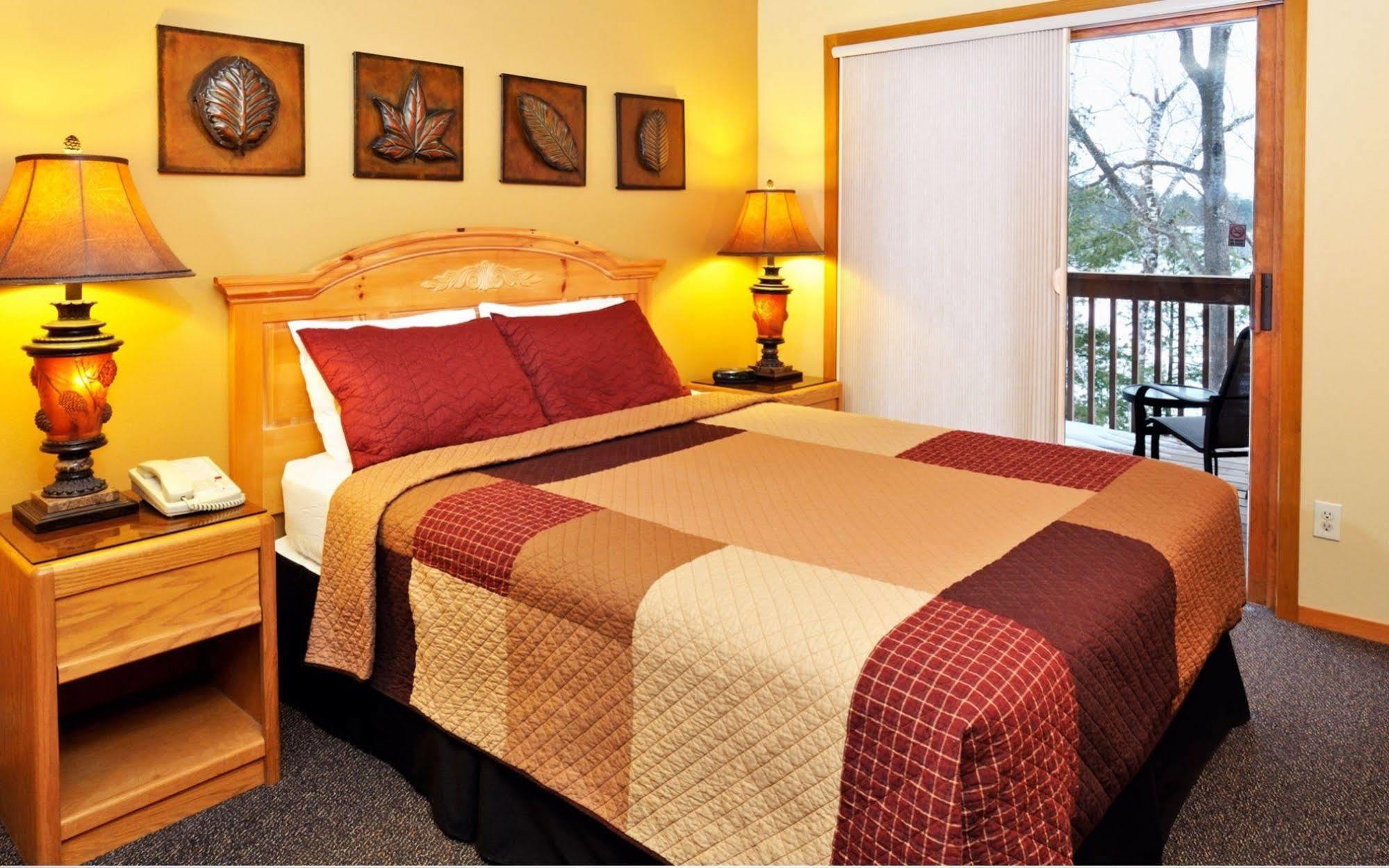 The Pointe Hotel And Suites Minocqua Kültér fotó